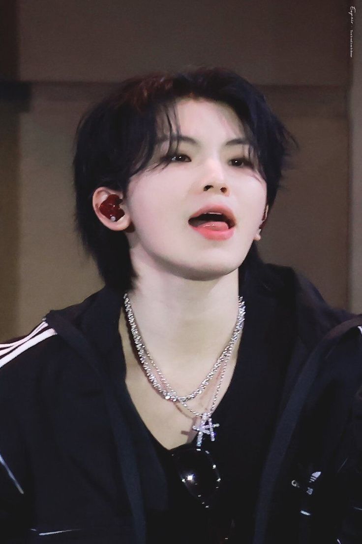 ⌜lover⌟ Mylink